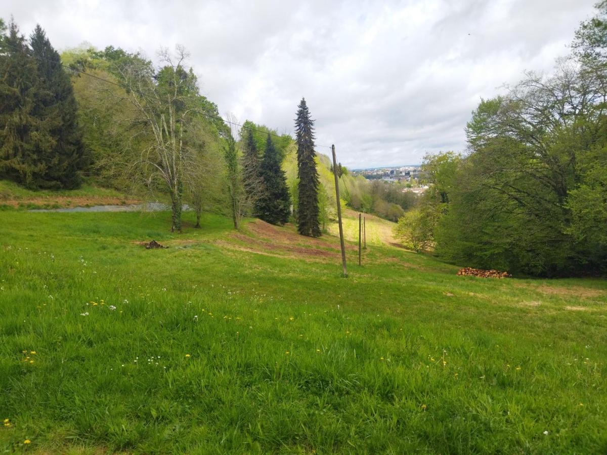 Domaine De La Tisnere Acomodação com café da manhã Gelos Exterior foto