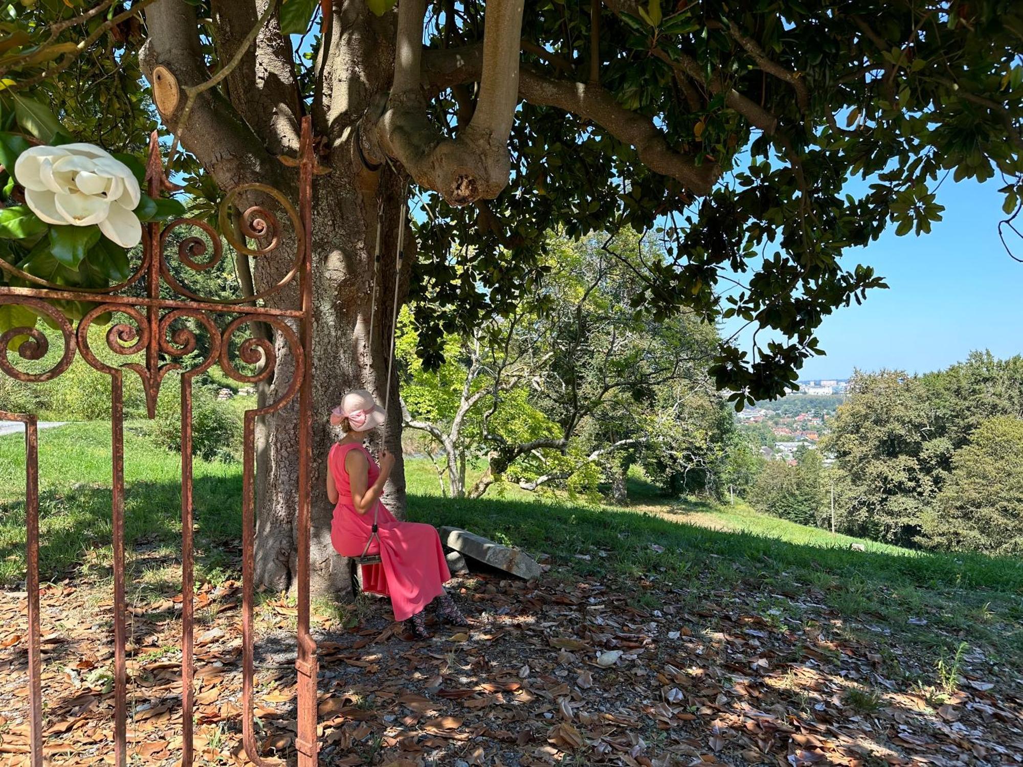Domaine De La Tisnere Acomodação com café da manhã Gelos Exterior foto